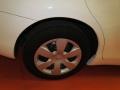 Super White - Camry LE Photo No. 21