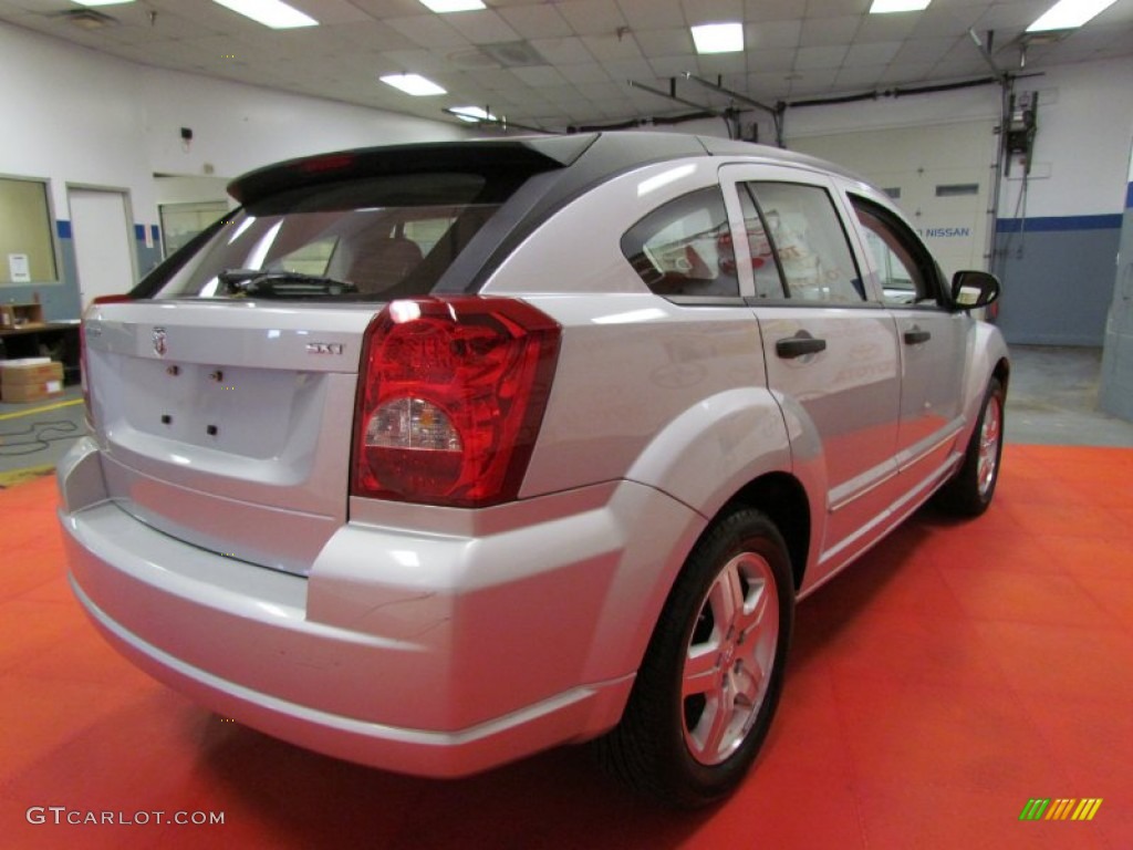 2007 Caliber SXT - Bright Silver Metallic / Pastel Slate Gray photo #9