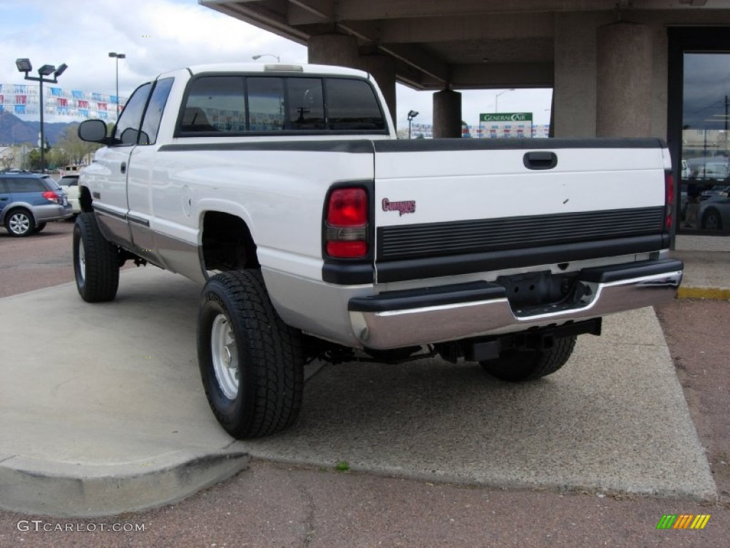 1997 Bright White Dodge Ram 2500 Laramie Extended Cab 4x4 64188246 1997 Bright White Dodge Ram 2500 Laramie Extended Cab 4x4 64188246 Photo 4