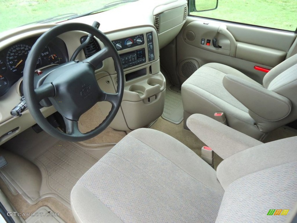 Neutral Interior 2004 Chevrolet Astro LS Passenger Van Photo #64222739