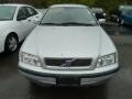 Silver Metallic - S40 1.9T Photo No. 6