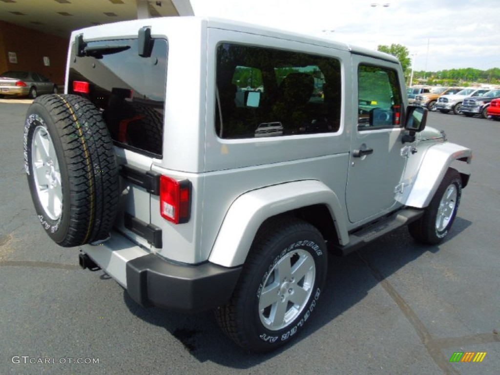 2012 Wrangler Sahara 4x4 - Bright Silver Metallic / Black photo #6