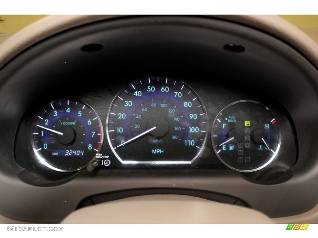 2010 Toyota Sienna LE Gauges Photo #64227446
