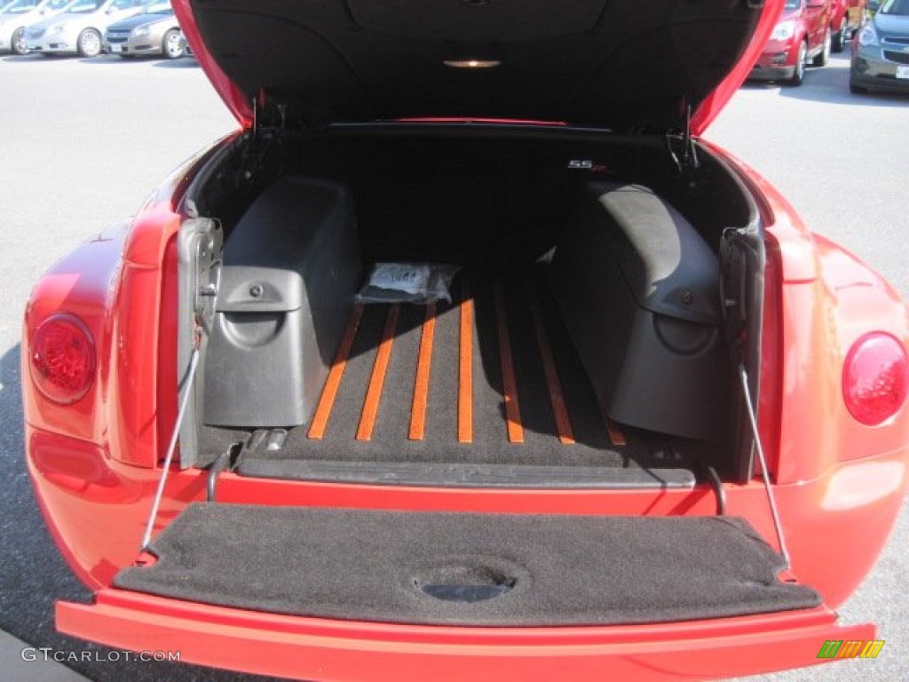 2003 Chevrolet SSR Standard SSR Model Trunk Photo #64229377