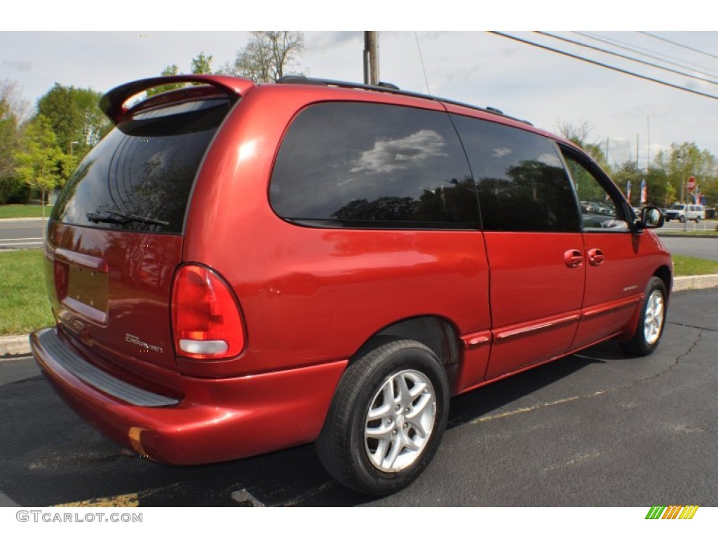 2000 Grand Caravan SE - Inferno Red Pearlcoat / Mist Gray photo #5