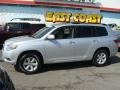 2010 Classic Silver Metallic Toyota Highlander V6 4WD  photo #3