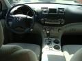2010 Classic Silver Metallic Toyota Highlander V6 4WD  photo #9