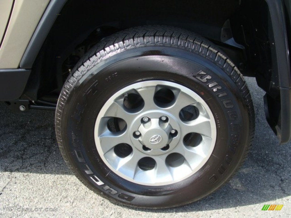 2011 Toyota FJ Cruiser 4WD Wheel Photo #64238489
