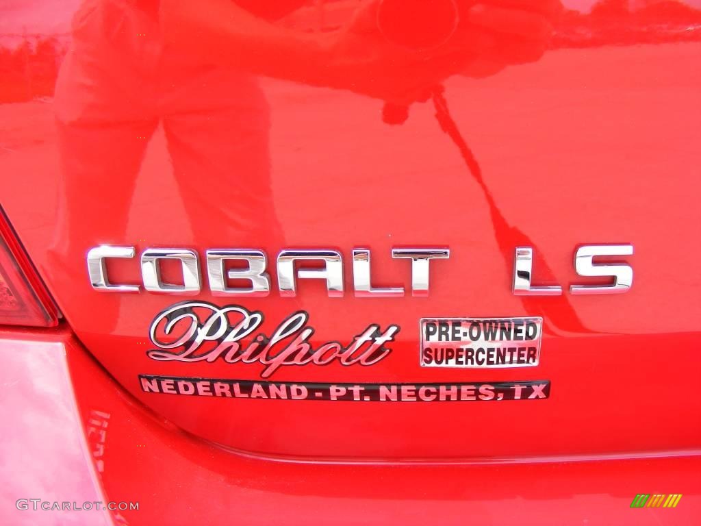2007 Cobalt LS Sedan - Victory Red / Gray photo #10