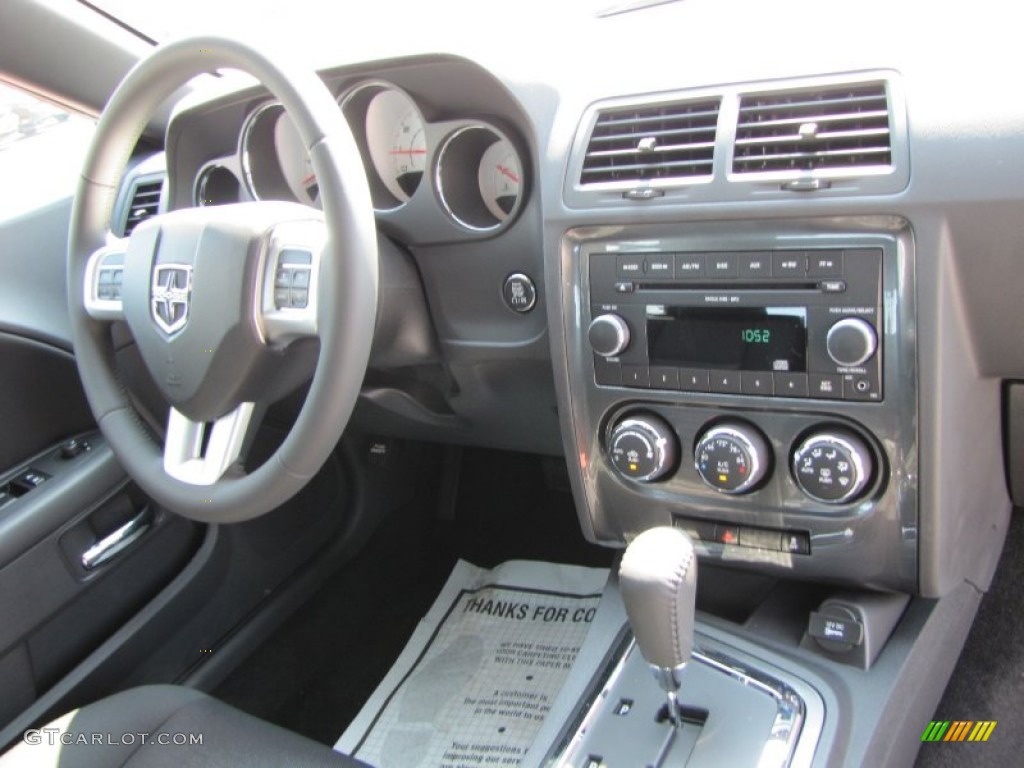 2011 Challenger Rallye - Redline 3-Coat Pearl / Dark Slate Gray photo #8