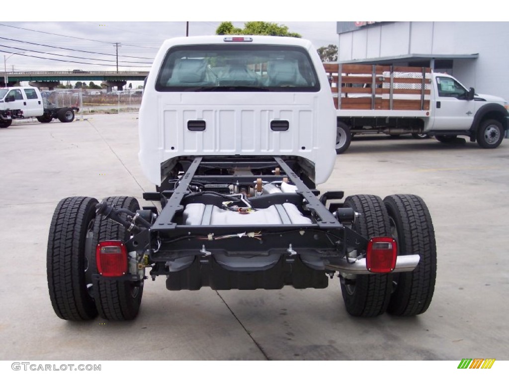 2012 F450 Super Duty XL Regular Cab Chassis - Oxford White / Steel photo #7
