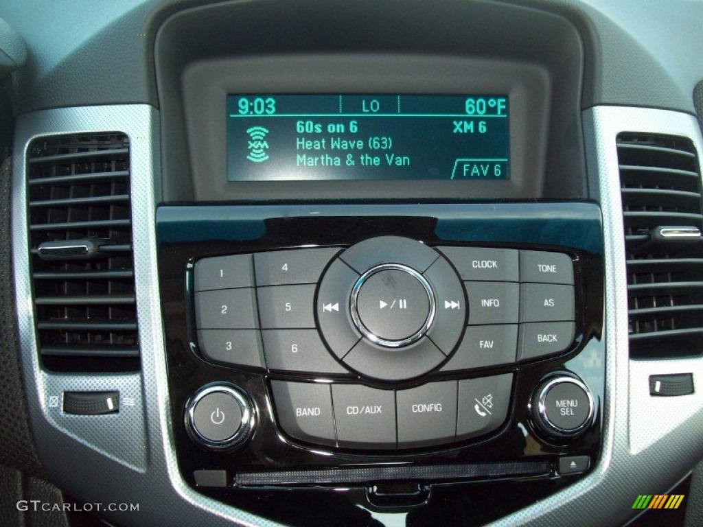 2012 Chevrolet Cruze LTZ Controls Photo #64241651
