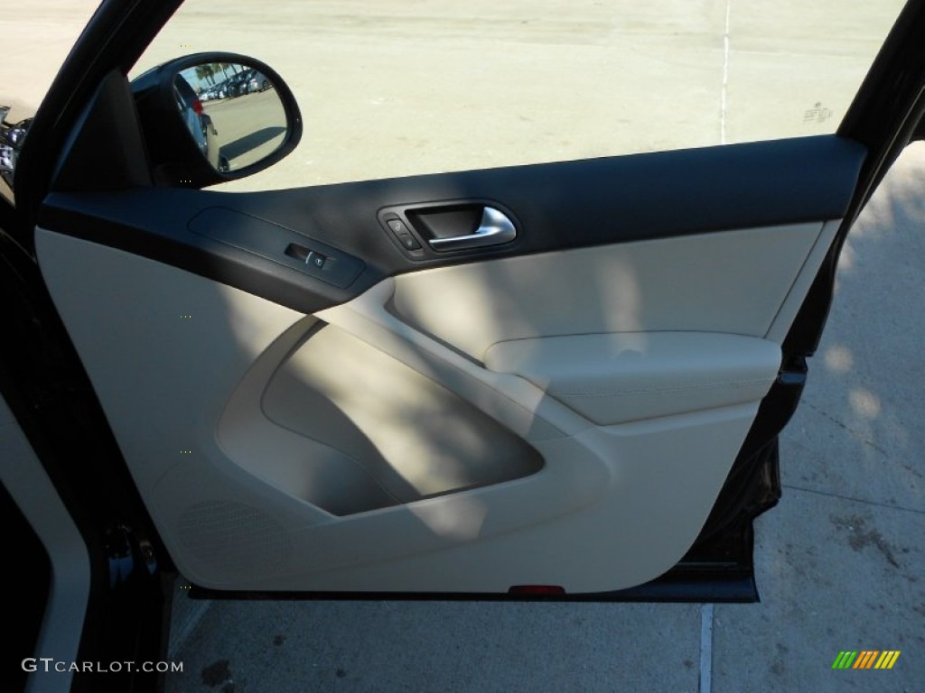 2012 Tiguan SE - Deep Black Metallic / Beige photo #12