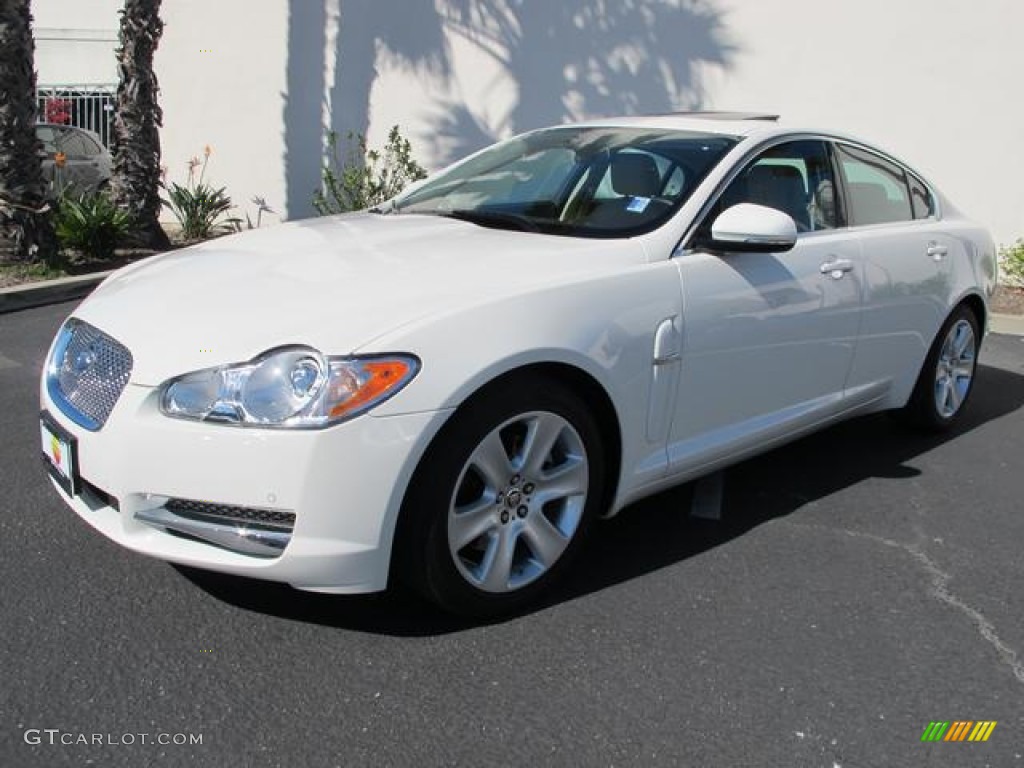 2010 XF Sport Sedan - Porcelain White / Barley photo #1