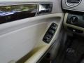 Black - GL 450 4Matic Photo No. 17