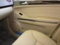 Black - GL 450 4Matic Photo No. 22