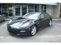 Basalt Black Metallic - Panamera V6 Photo No. 2