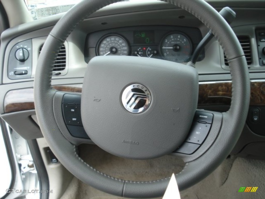 2011 Grand Marquis LS Ultimate Edition - Vibrant White / Medium Light Stone photo #17