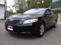 Black - Camry LE Photo No. 3