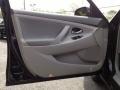 Black - Camry LE Photo No. 21