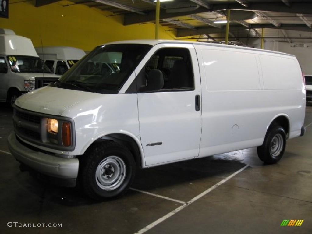 2001 Express 1500 Cargo Van - White / Neutral photo #3