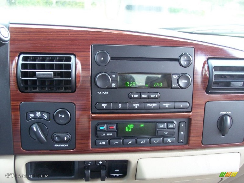 2006 Ford F350 Super Duty Lariat Crew Cab 4x4 Controls Photo #64263324