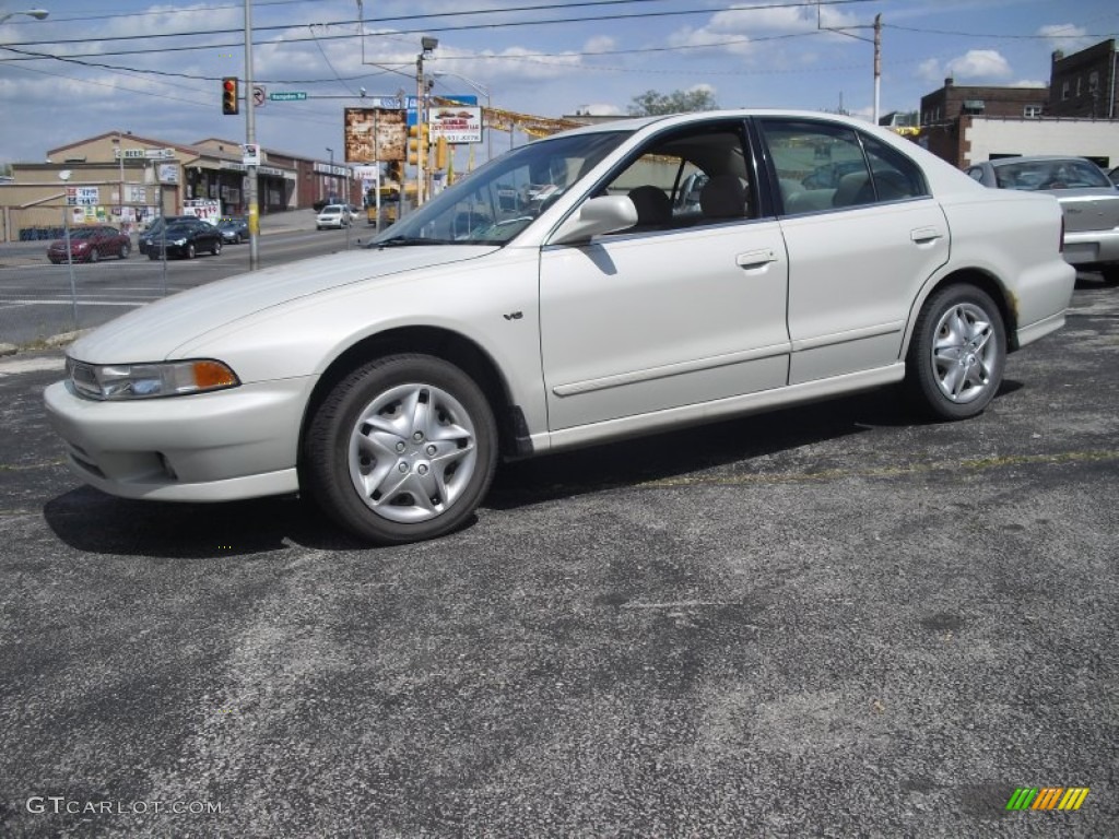 2001 Galant ES V6 - Northstar White / Tan photo #1