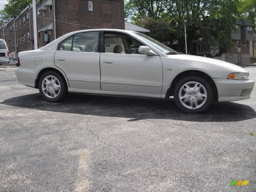 2001 Mitsubishi Galant ES V6 Exterior Photos