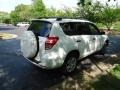Super White - RAV4 I4 Photo No. 7