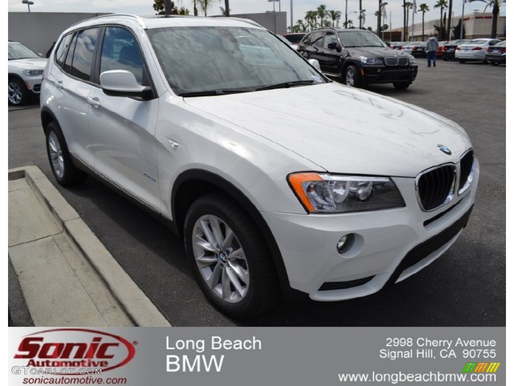 2013 X3 xDrive 28i - Alpine White / Black photo #1