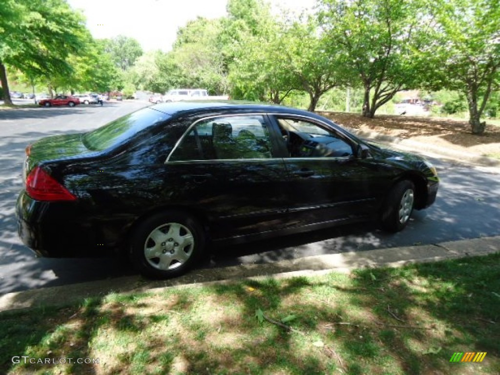 2006 Accord LX Sedan - Nighthawk Black Pearl / Black photo #8