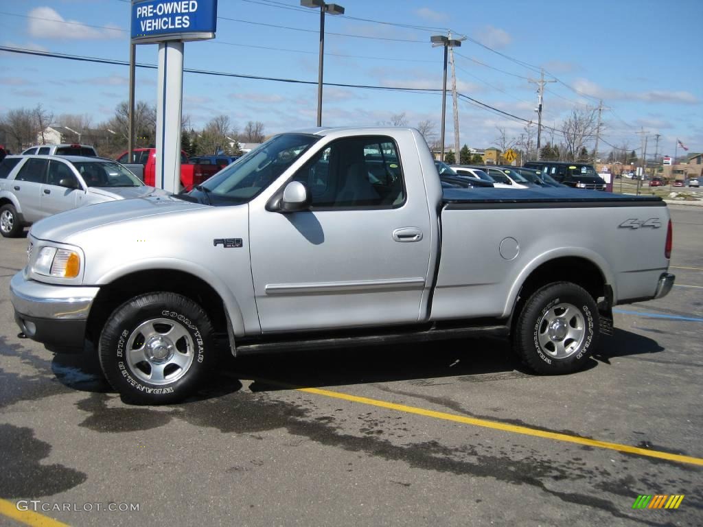 2003 F150 XLT Regular Cab 4x4 - Silver Metallic / Medium Graphite Grey photo #2