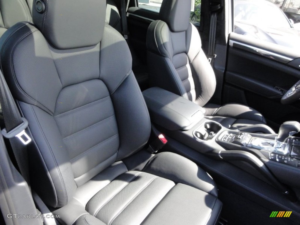Black Interior 2012 Porsche Cayenne Turbo Photo #64272298