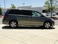 Meteor Gray Metallic - Routan SE Photo No. 4