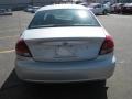 2004 Silver Frost Metallic Ford Taurus SES Sedan  photo #3