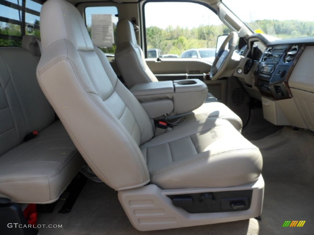 Medium Stone Interior 2008 Ford F550 Super Duty XL SuperCab 4x4 Utility Truck Photo #64280942