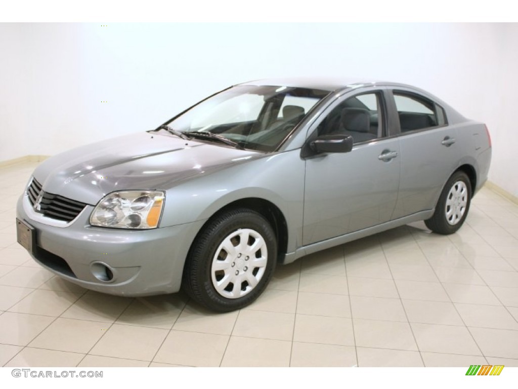 2007 Mitsubishi Galant DE Exterior Photos