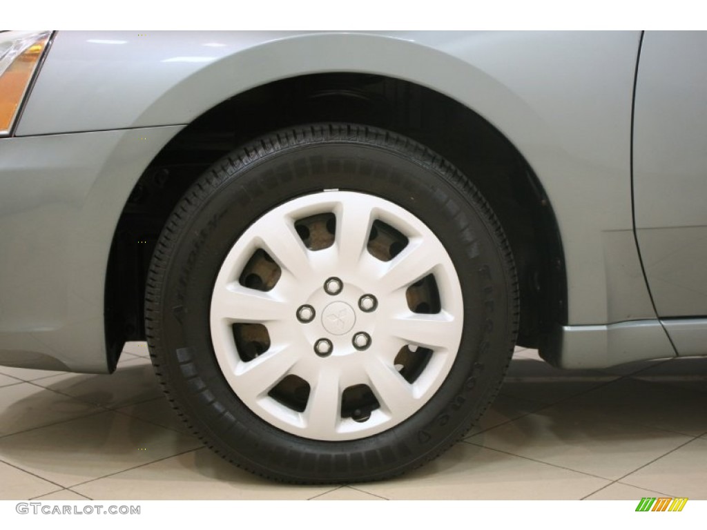 2007 Mitsubishi Galant DE Wheel Photo #64282953