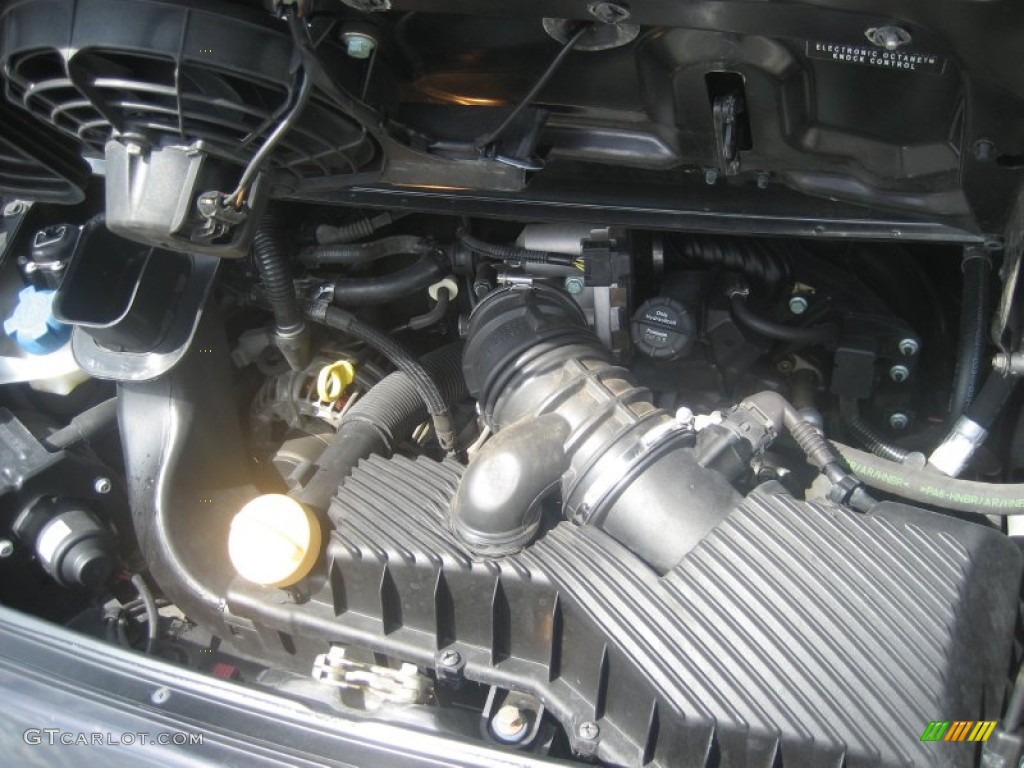 2000 Porsche 911 Carrera 4 Millennium Edition Coupe Engine Photos