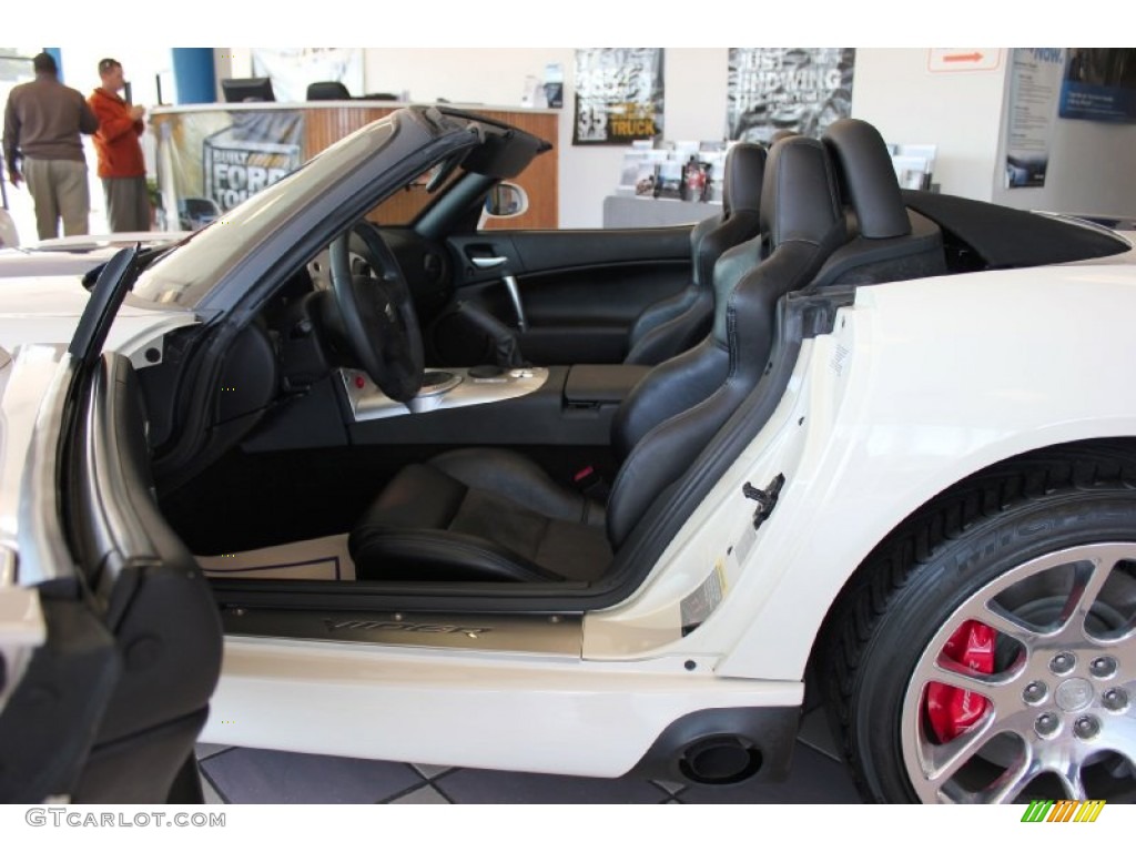 Black Interior 2005 Dodge Viper SRT-10 Commemoritive Edition Photo #64286546