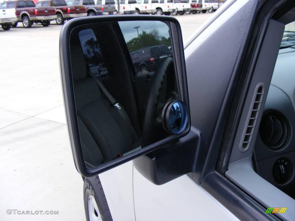 2006 F150 XL Regular Cab - Silver Metallic / Medium/Dark Flint photo #14