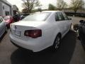 Candy White - Jetta SE Sedan Photo No. 5