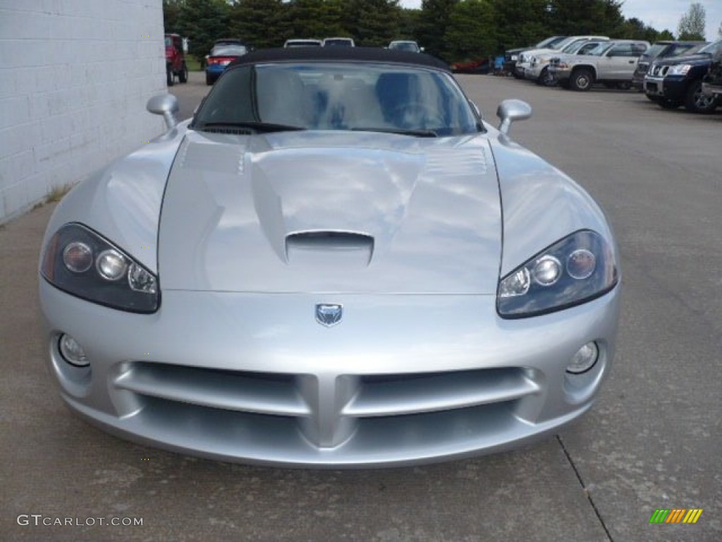 Viper Bright Silver Metallic 2003 Dodge Viper SRT-10 Exterior Photo #64295247