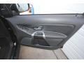 Black - XC90 3.2 Photo No. 23