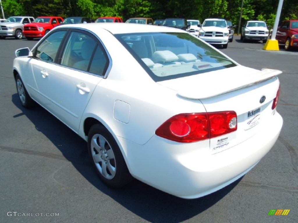 2006 Optima LX - White / Gray photo #5