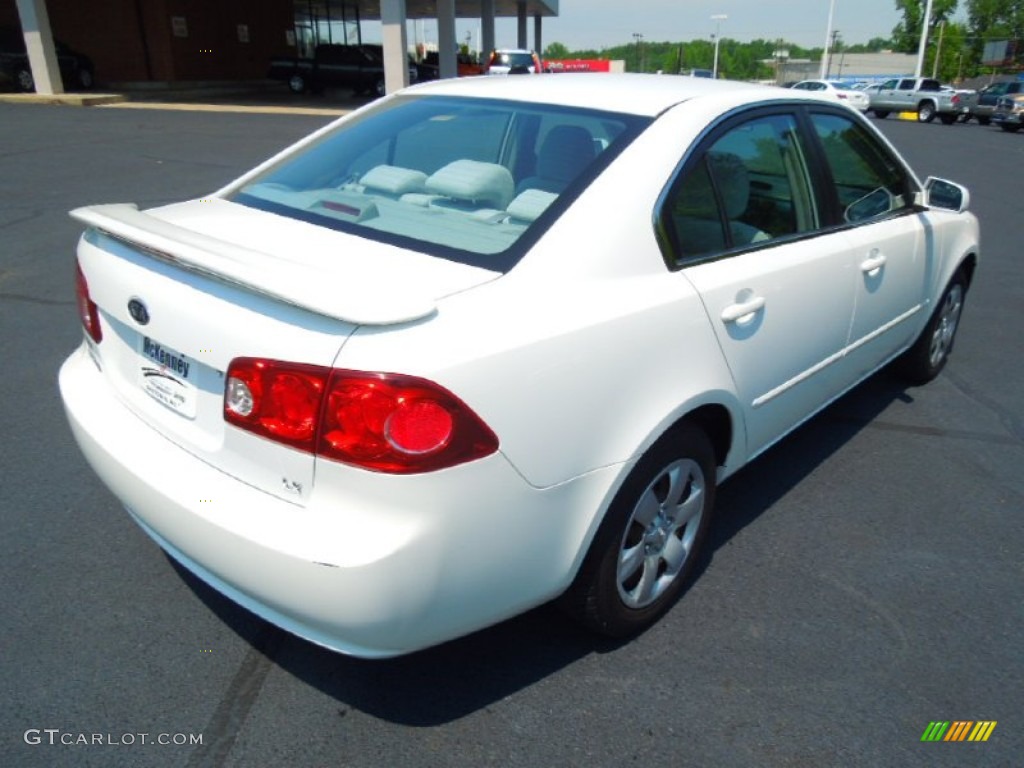 2006 Optima LX - White / Gray photo #6