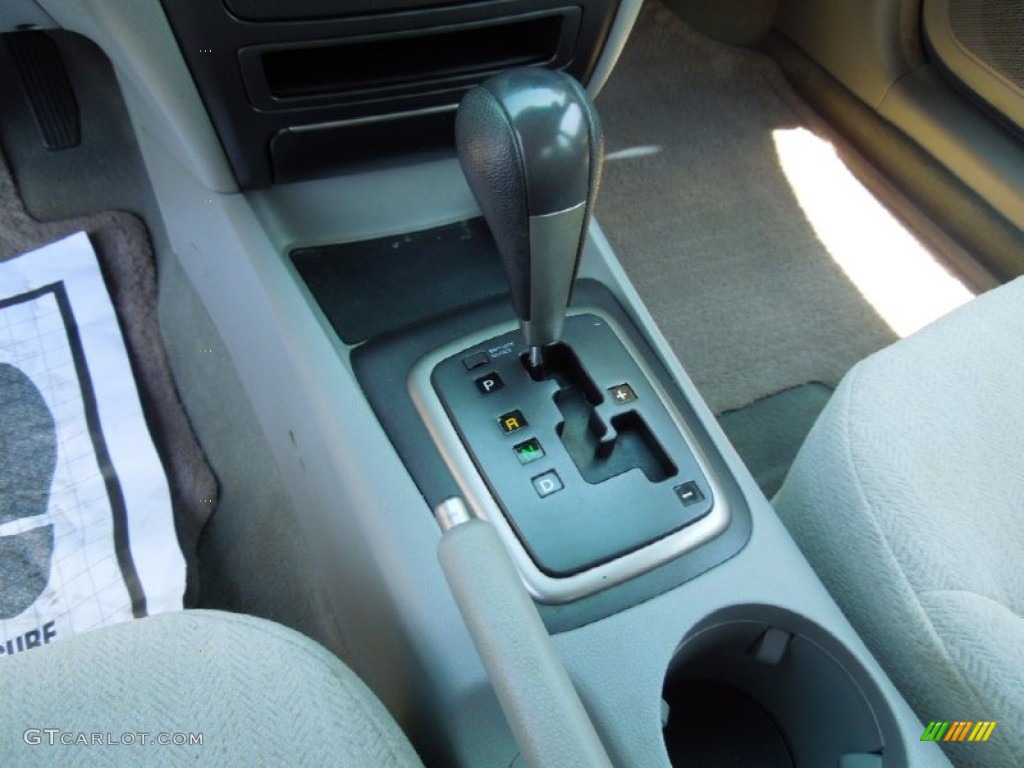 2006 Optima LX - White / Gray photo #11