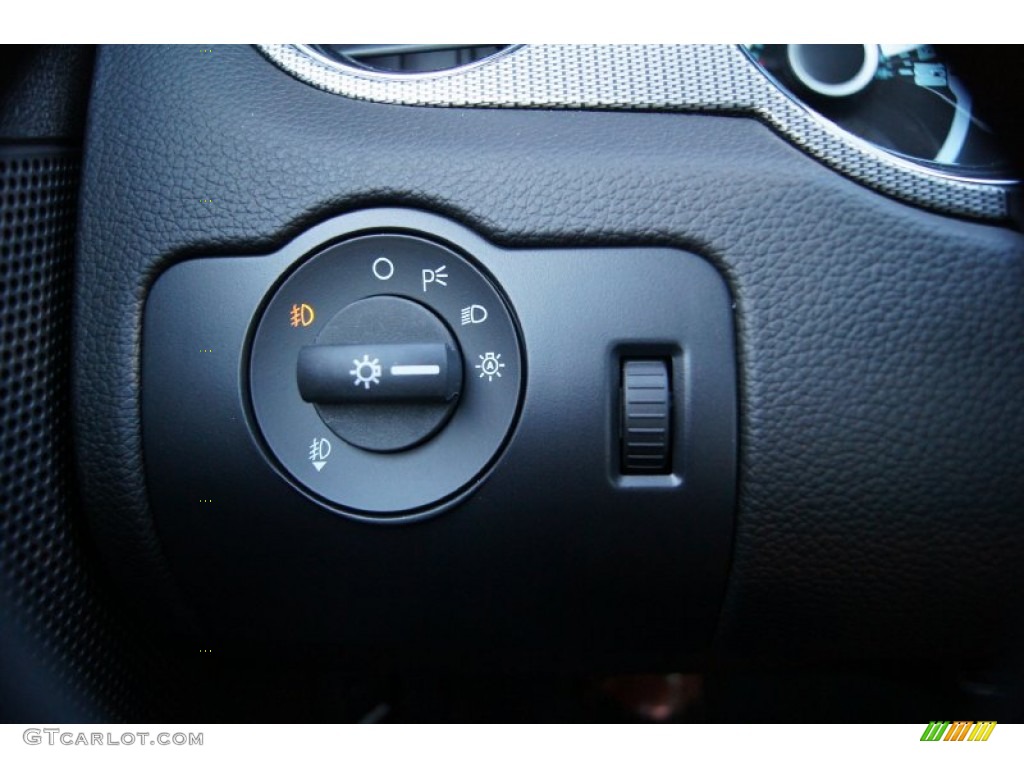 2013 Ford Mustang GT Premium Coupe Controls Photo #64297755