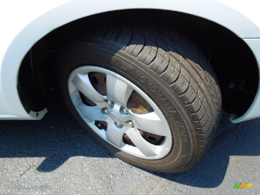 2006 Optima LX - White / Gray photo #24