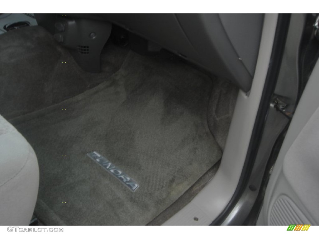 2005 Tundra SR5 Access Cab 4x4 - Phantom Gray Pearl / Light Charcoal photo #37